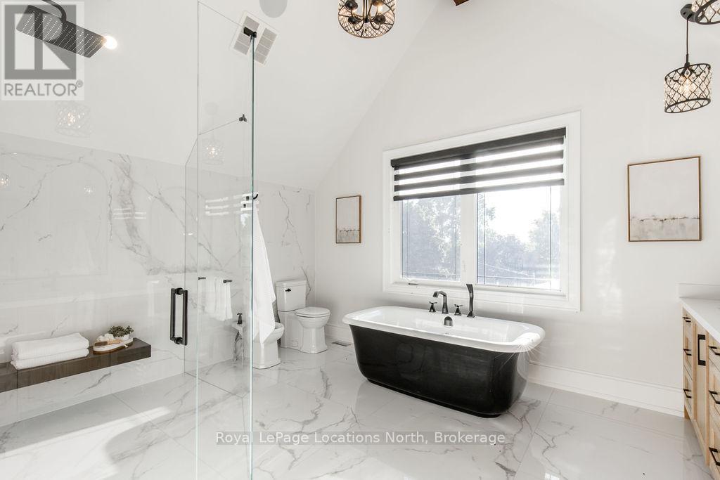 22 East John Street, Innisfil, Ontario  L0L 1L0 - Photo 30 - N12070419