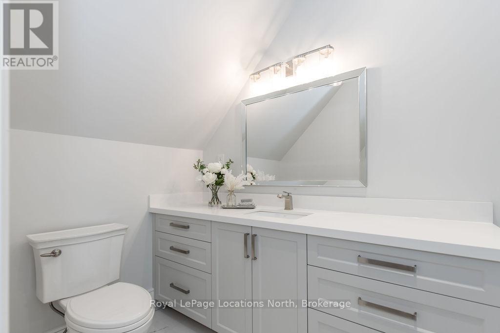 22 East John Street, Innisfil, Ontario  L0L 1L0 - Photo 34 - N12070419