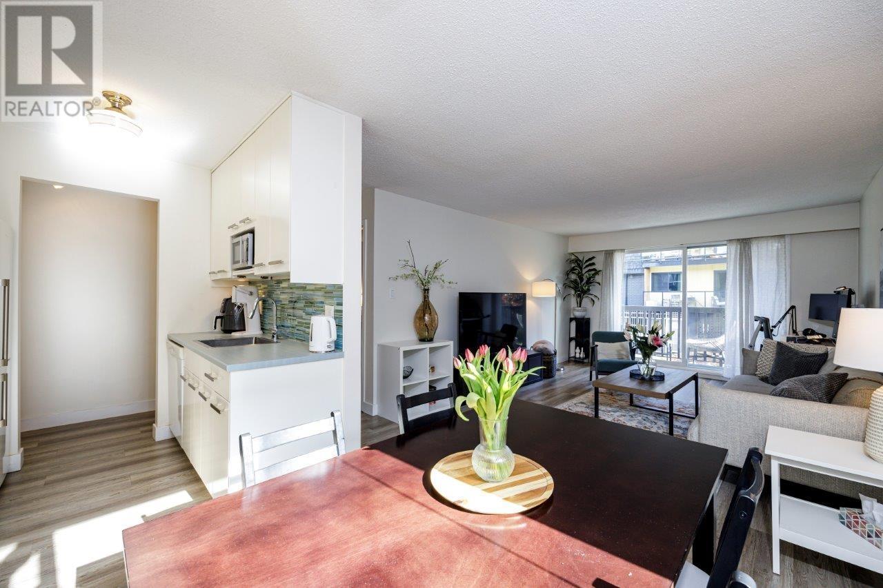 203 270 W 3rd Street, North Vancouver, British Columbia  V7M 1G1 - Photo 11 - R2987895