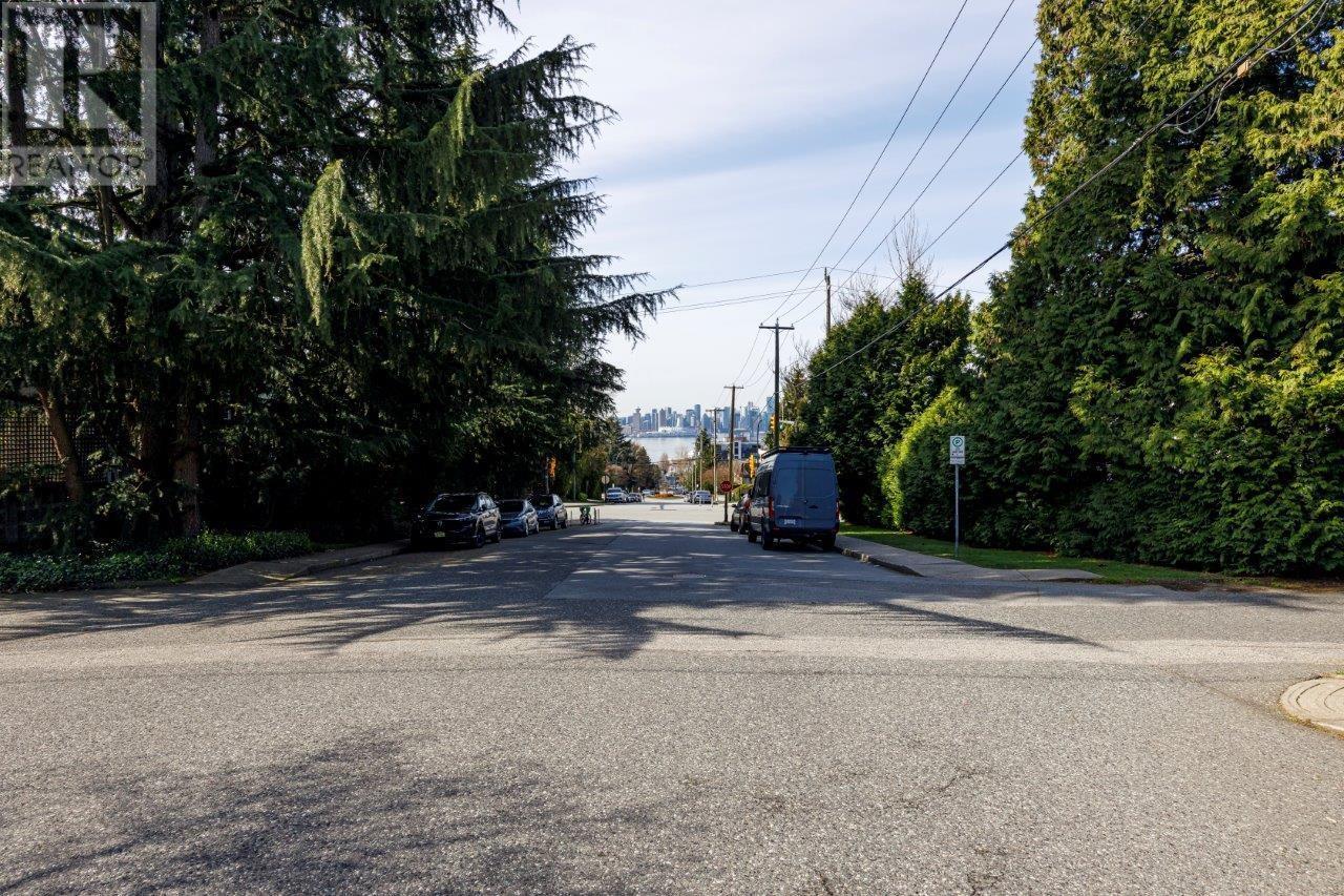 203 270 W 3rd Street, North Vancouver, British Columbia  V7M 1G1 - Photo 30 - R2987895