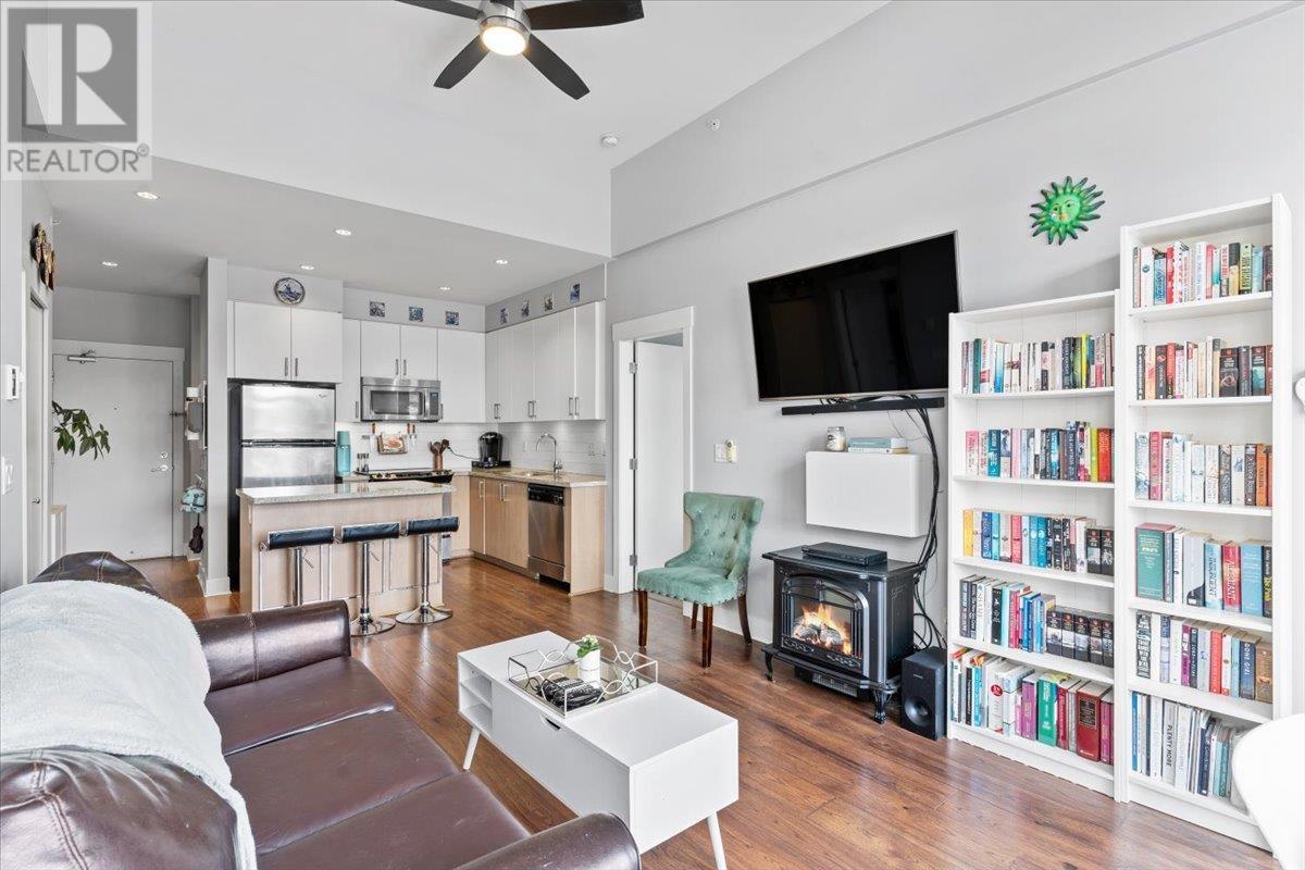 410 85 Eighth Avenue, New Westminster, British Columbia  V3L 0E9 - Photo 6 - R2987902
