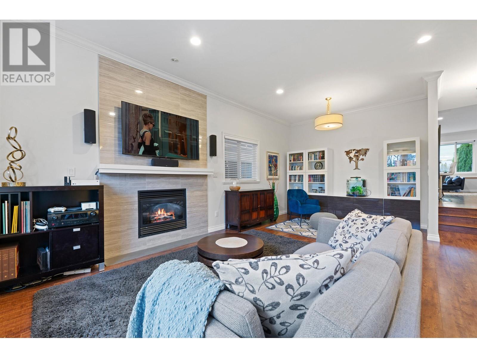 320 E 5th Street, North Vancouver, British Columbia  V7L 1L9 - Photo 8 - R2987905