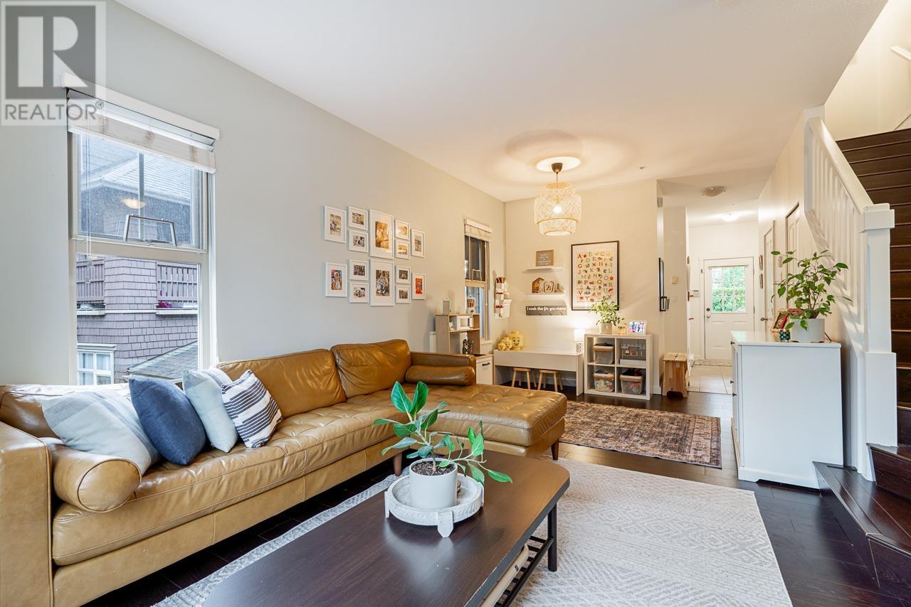 239 600 Park Crescent, New Westminster, British Columbia  V3L 5W1 - Photo 6 - R2987910