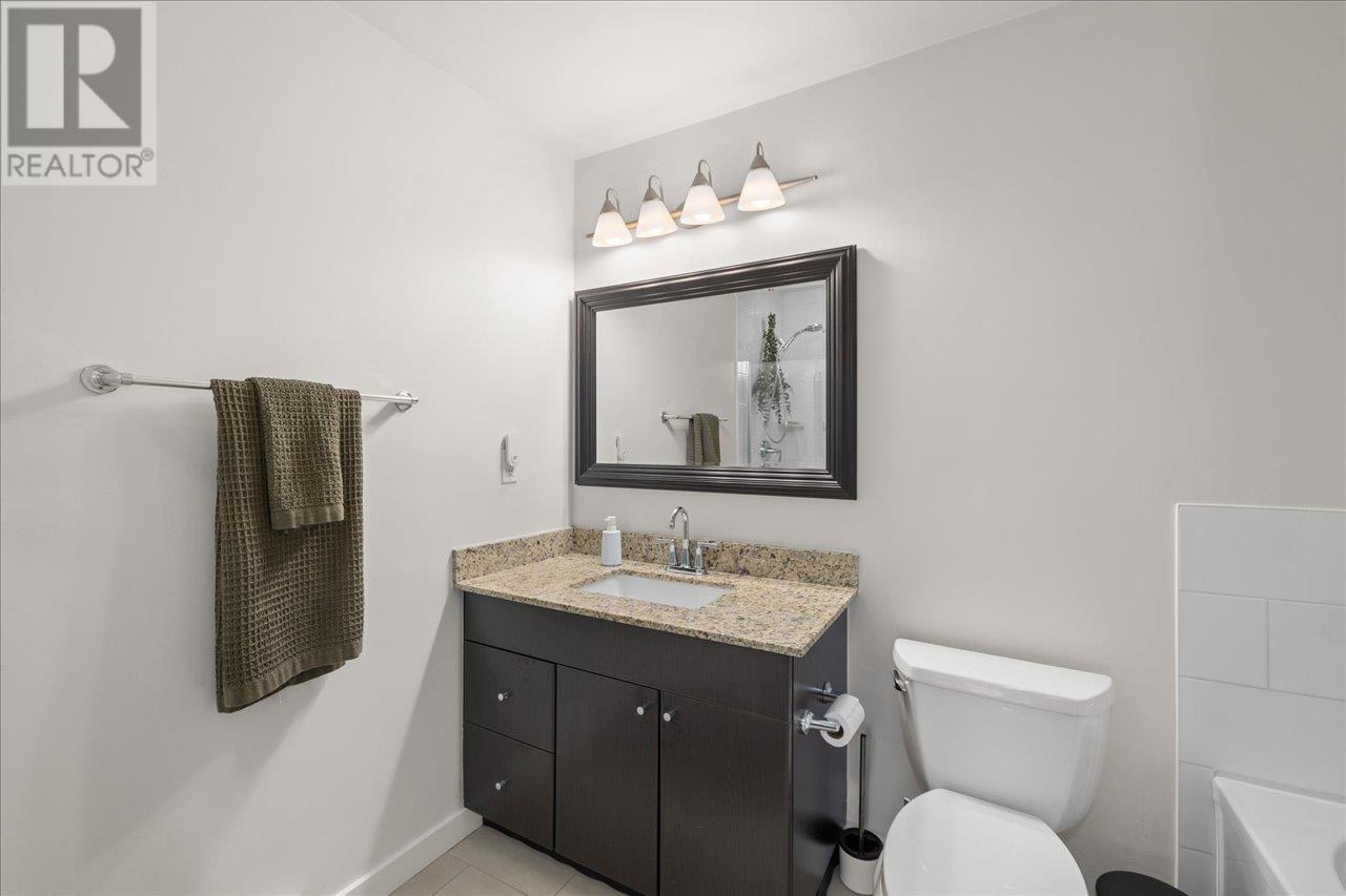 406 265 Ross Drive, New Westminster, British Columbia  V3L 0C8 - Photo 22 - R2987921