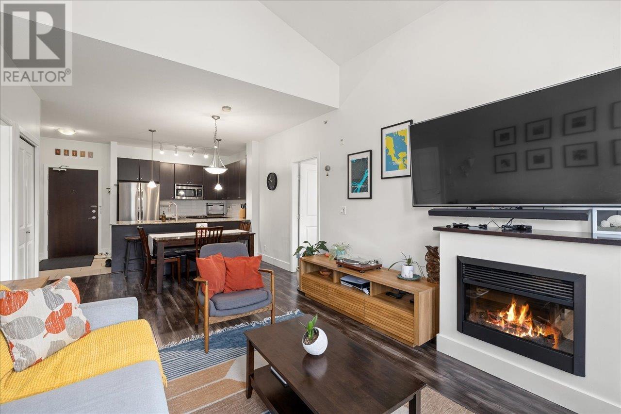 406 265 Ross Drive, New Westminster, British Columbia  V3L 0C8 - Photo 4 - R2987921