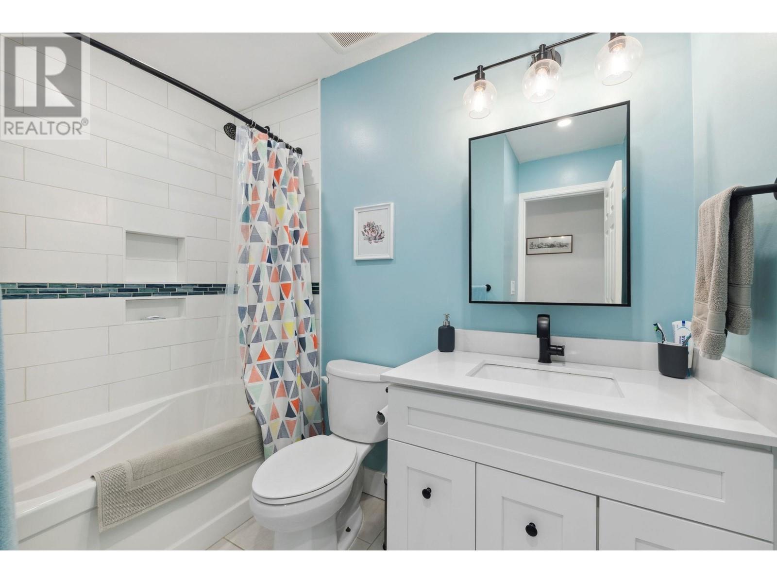 8556 Woodgrove Place, Burnaby, British Columbia  V5A 4B1 - Photo 31 - R2987937