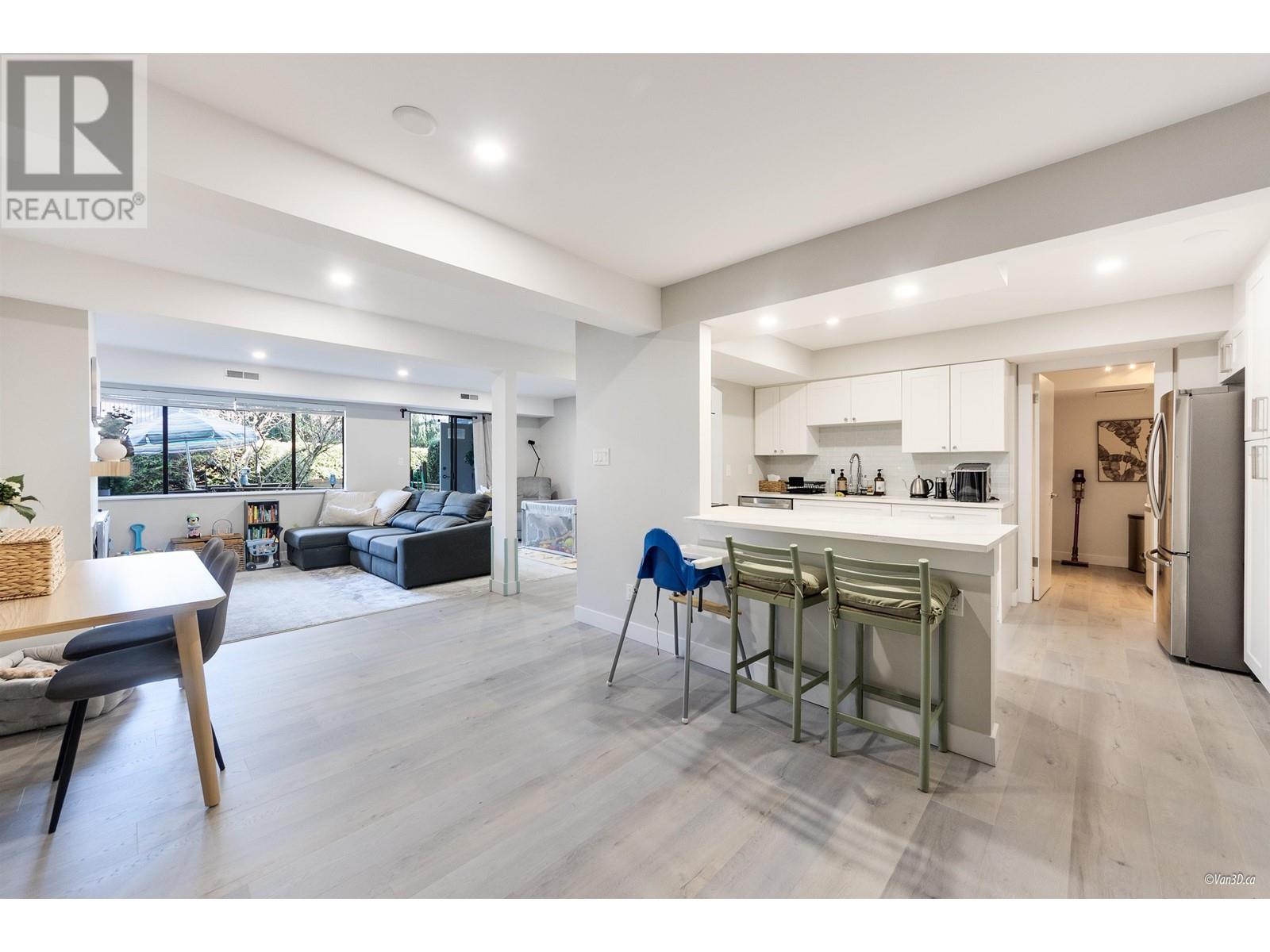 7352 CORONADO DRIVE, burnaby, British Columbia