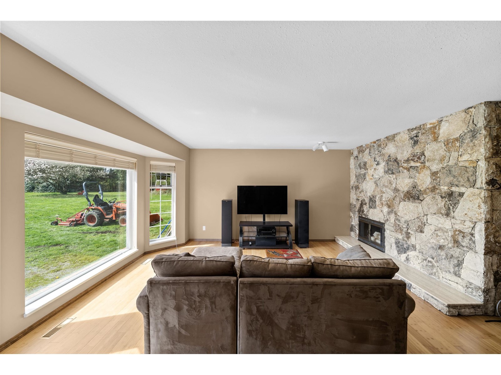Property at 29177 MARSH MCCORMICK ROAD image 4