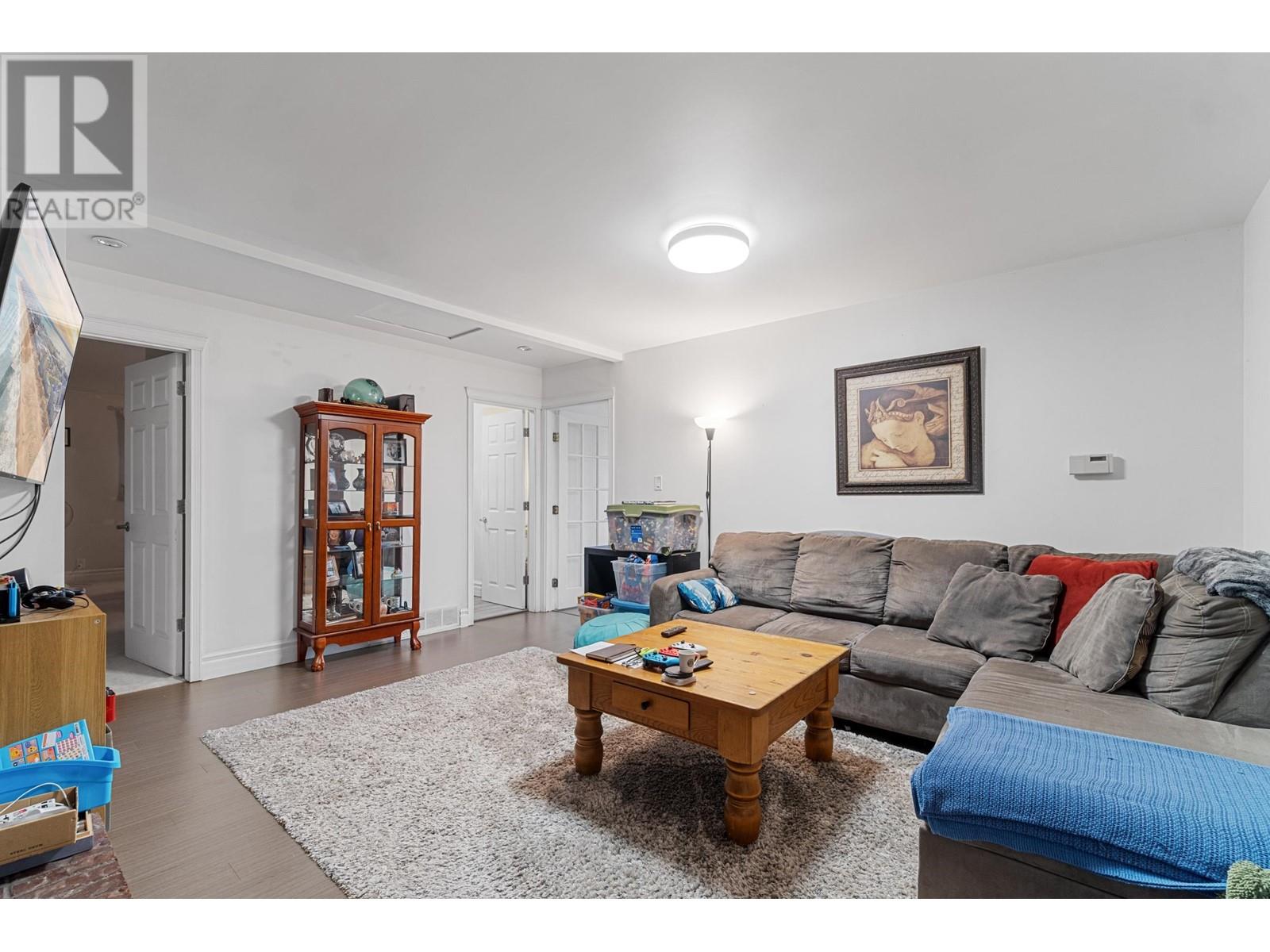 6352 Marine Drive, Burnaby, British Columbia  V3N 2Y3 - Photo 14 - R2987901