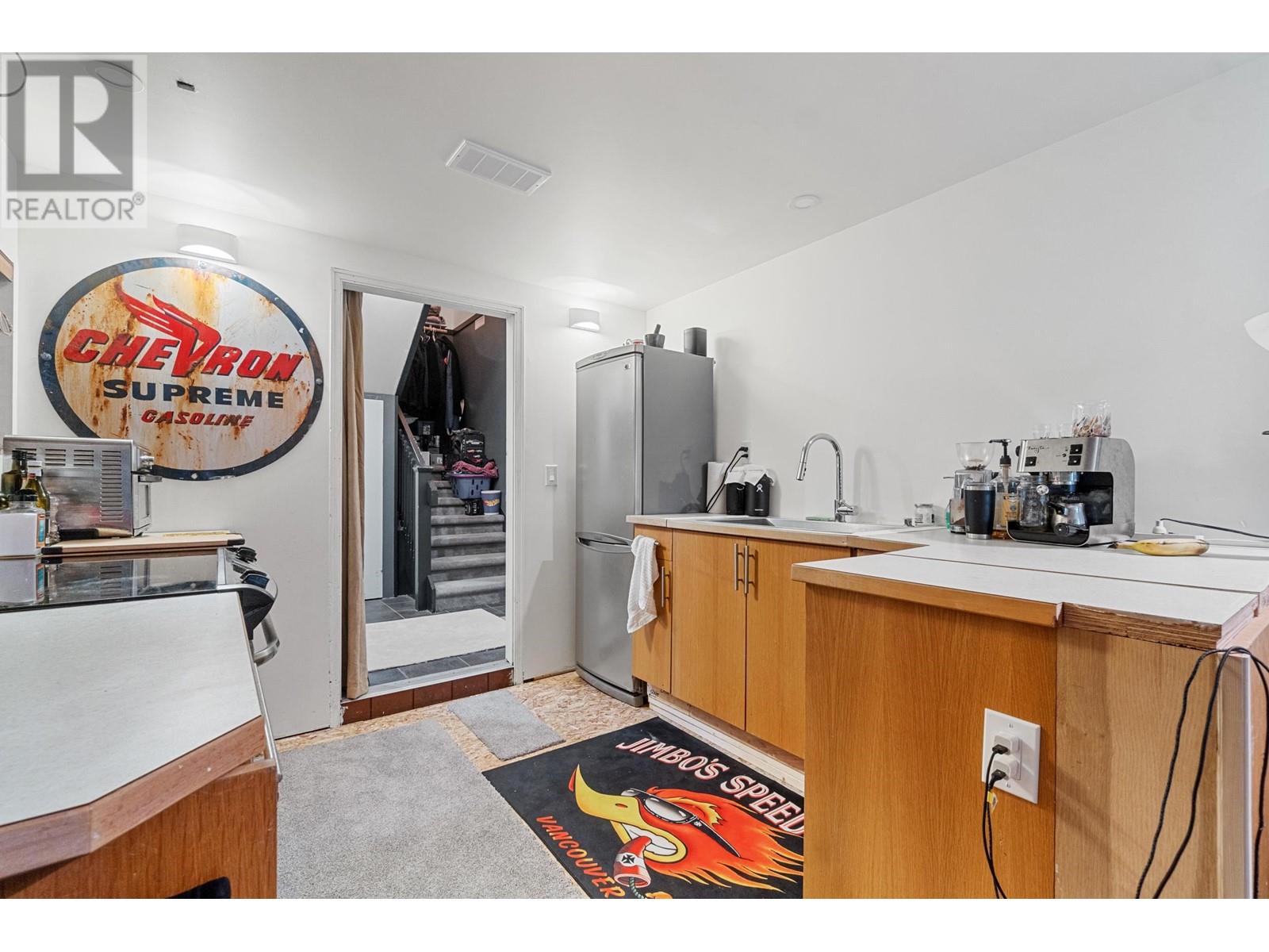 6352 Marine Drive, Burnaby, British Columbia  V3N 2Y3 - Photo 29 - R2987901