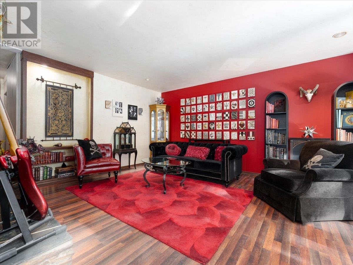 1036 Mountain Highway, North Vancouver, British Columbia  V7J 2L9 - Photo 10 - R2987941