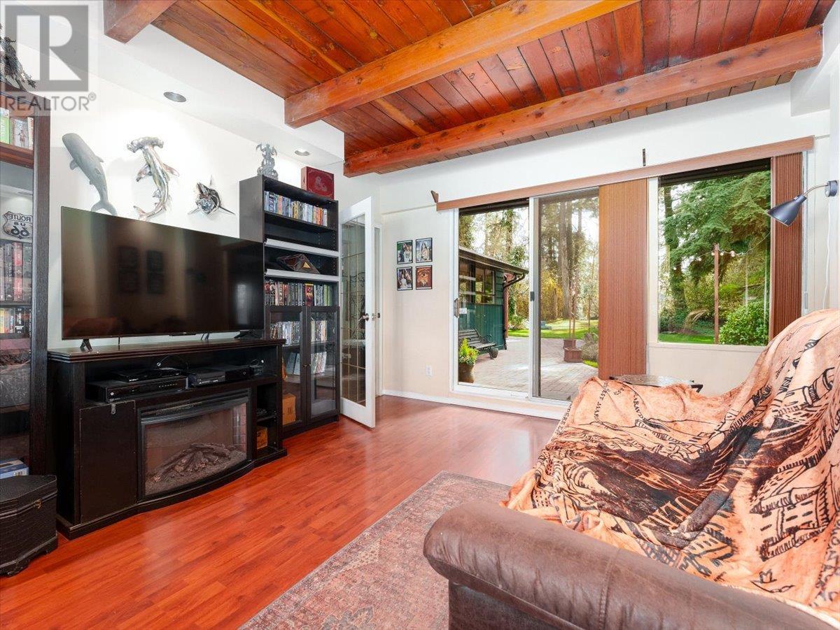 1036 Mountain Highway, North Vancouver, British Columbia  V7J 2L9 - Photo 23 - R2987941
