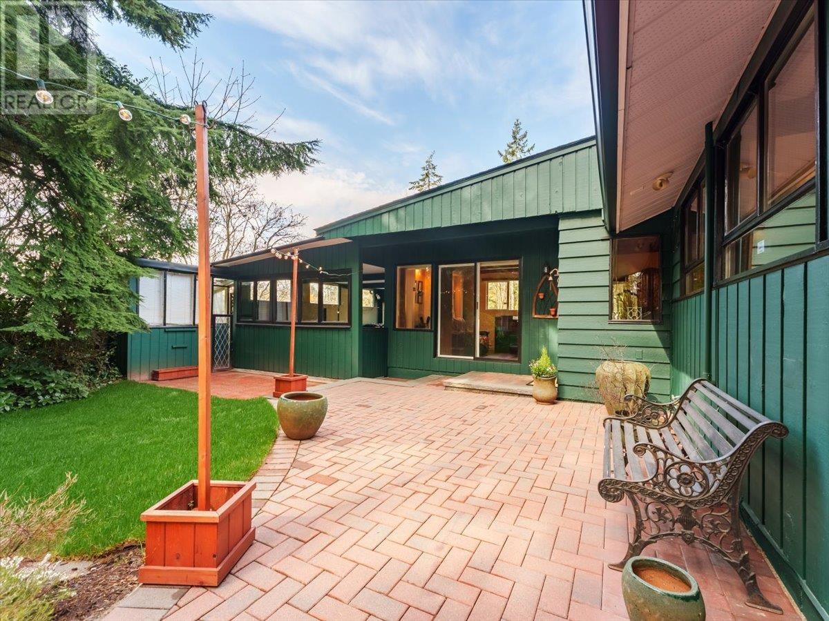 1036 Mountain Highway, North Vancouver, British Columbia  V7J 2L9 - Photo 28 - R2987941