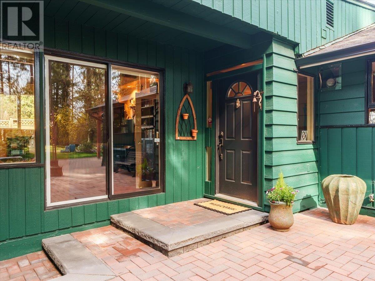 1036 Mountain Highway, North Vancouver, British Columbia  V7J 2L9 - Photo 3 - R2987941