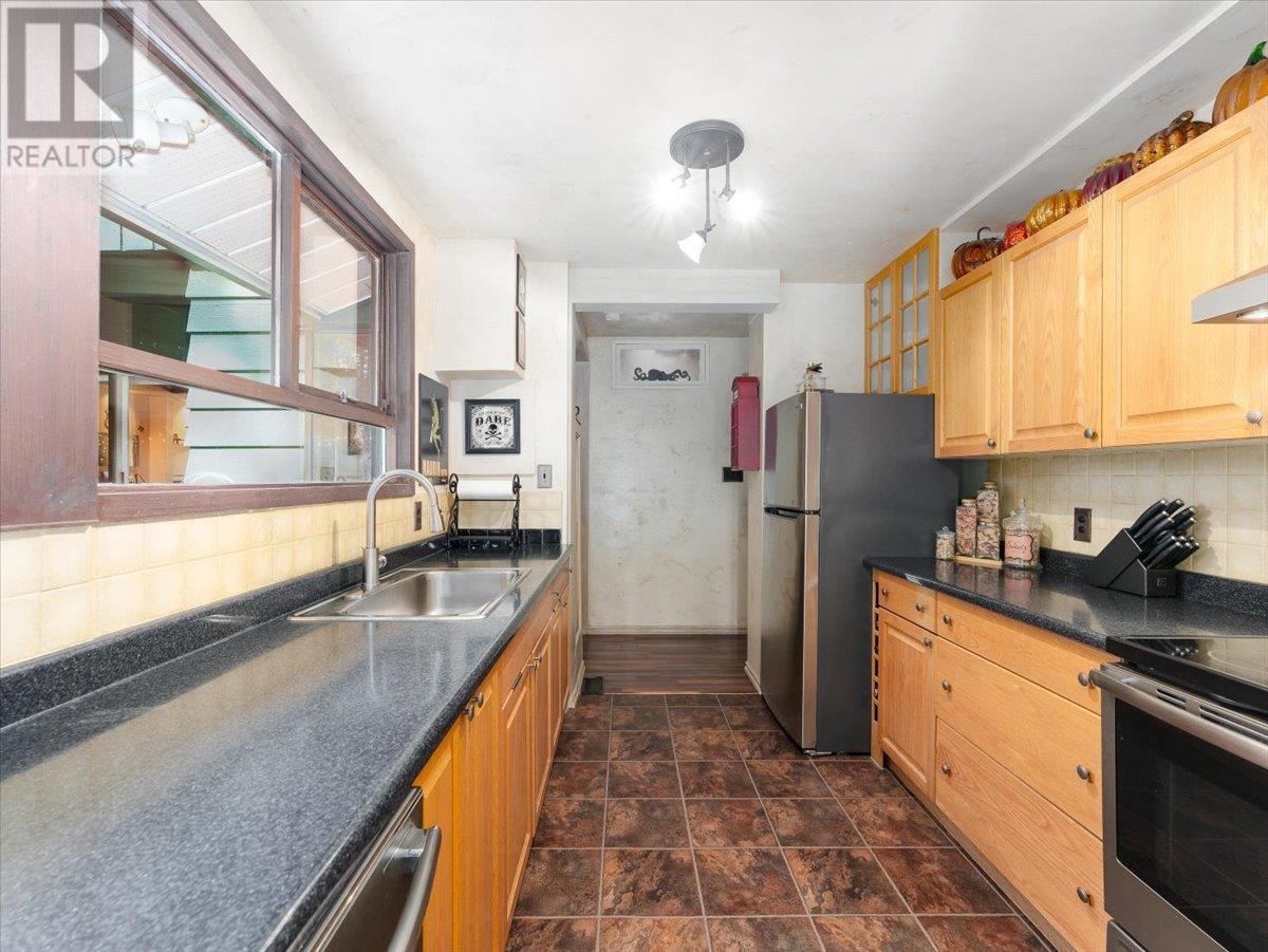 1036 Mountain Highway, North Vancouver, British Columbia  V7J 2L9 - Photo 7 - R2987941