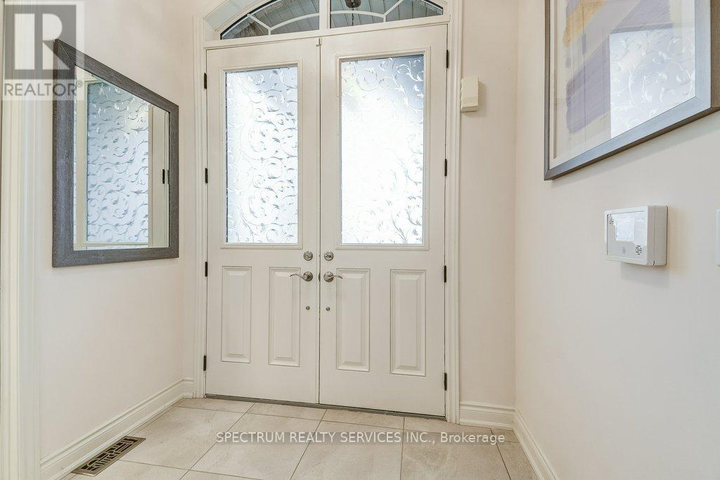 Property at 35 CHAUMONT DRIVE image 5