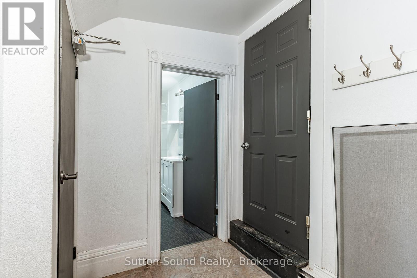 855 5th A Avenue E, Owen Sound, Ontario  N4K 2T1 - Photo 10 - X11975459