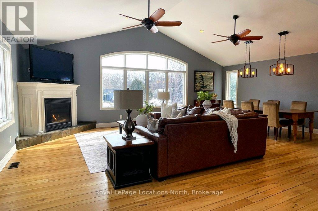 121 Edward Street, Blue Mountains, Ontario  N0H 1J0 - Photo 14 - X12018121