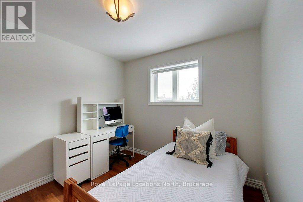 121 Edward Street, Blue Mountains, Ontario  N0H 1J0 - Photo 23 - X12018121