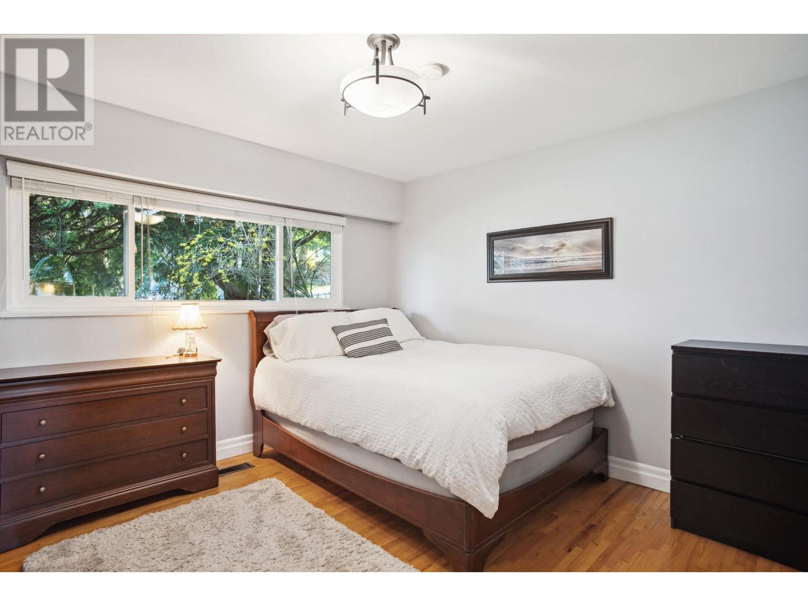 9081 Wilberforce Street, Burnaby, British Columbia  V3N 4C5 - Photo 21 - R2986427