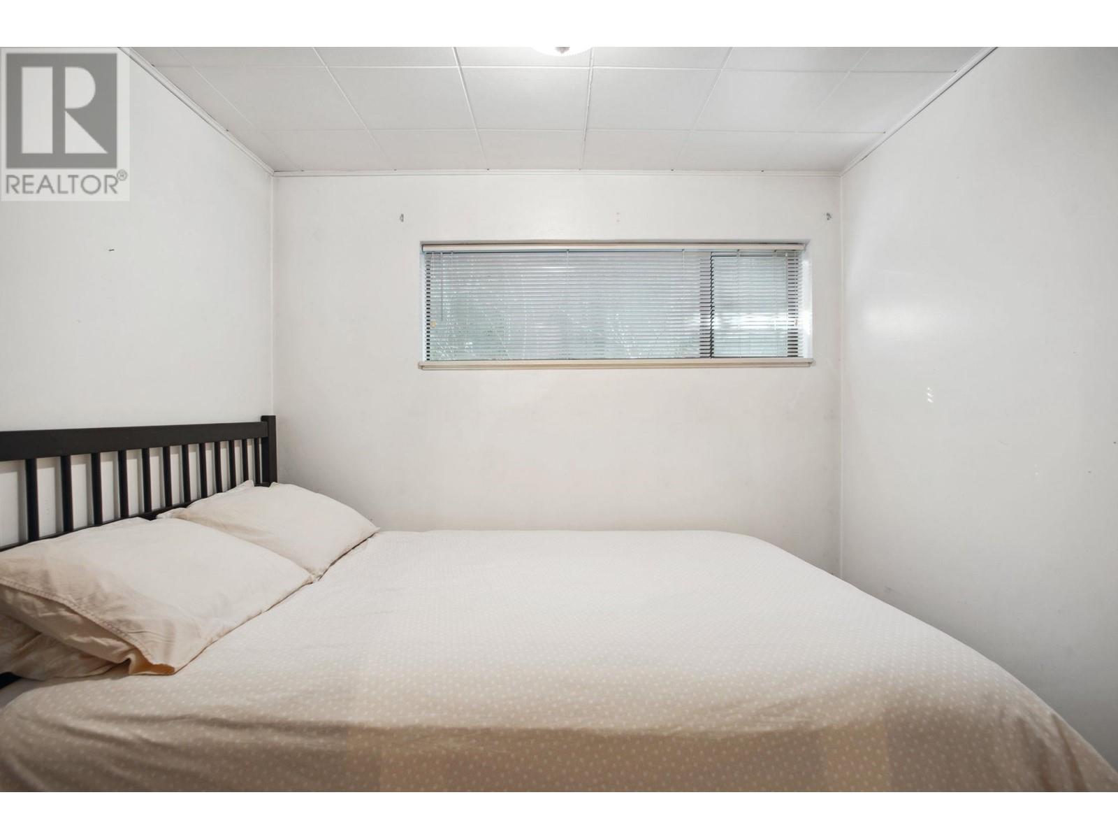 9081 Wilberforce Street, Burnaby, British Columbia  V3N 4C5 - Photo 24 - R2986427