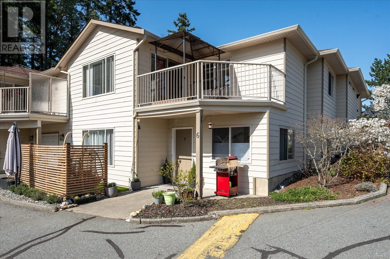 Property at 6 4271 Wellington Rd image 2