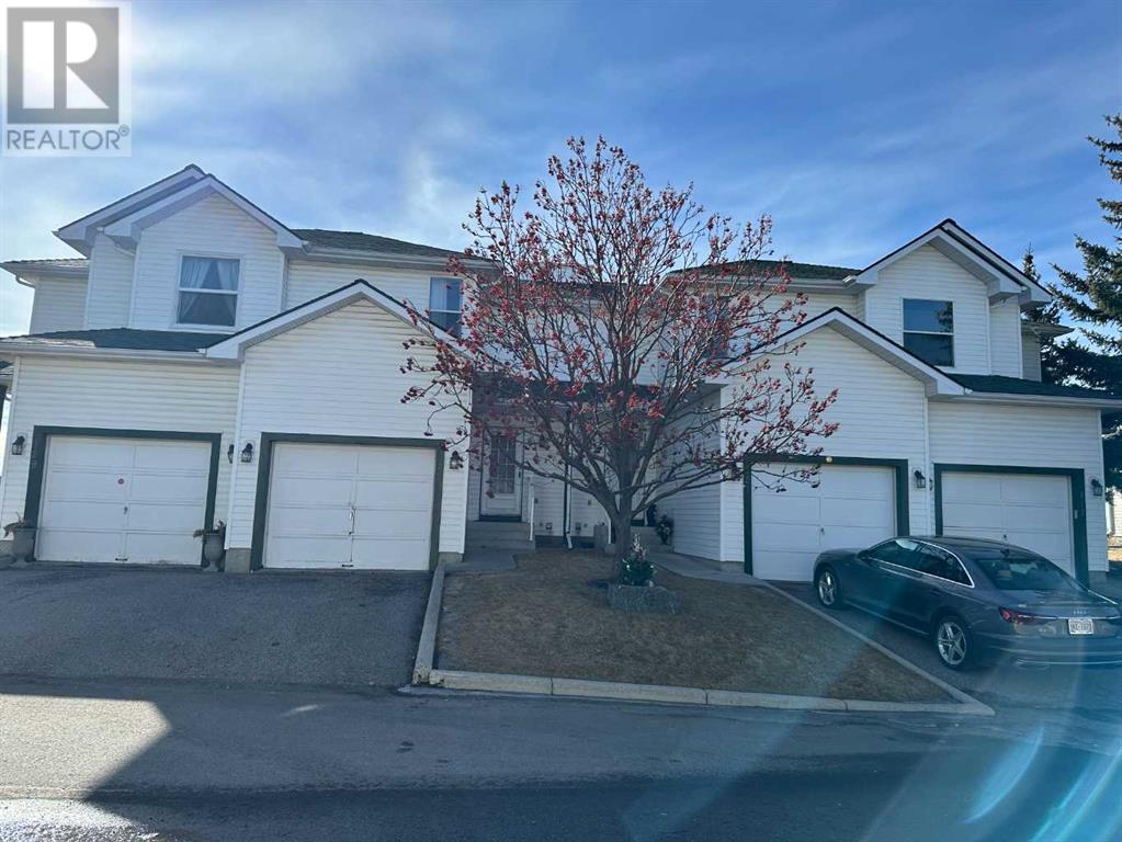 Property at 125 Sandpiper Lane NW image 1