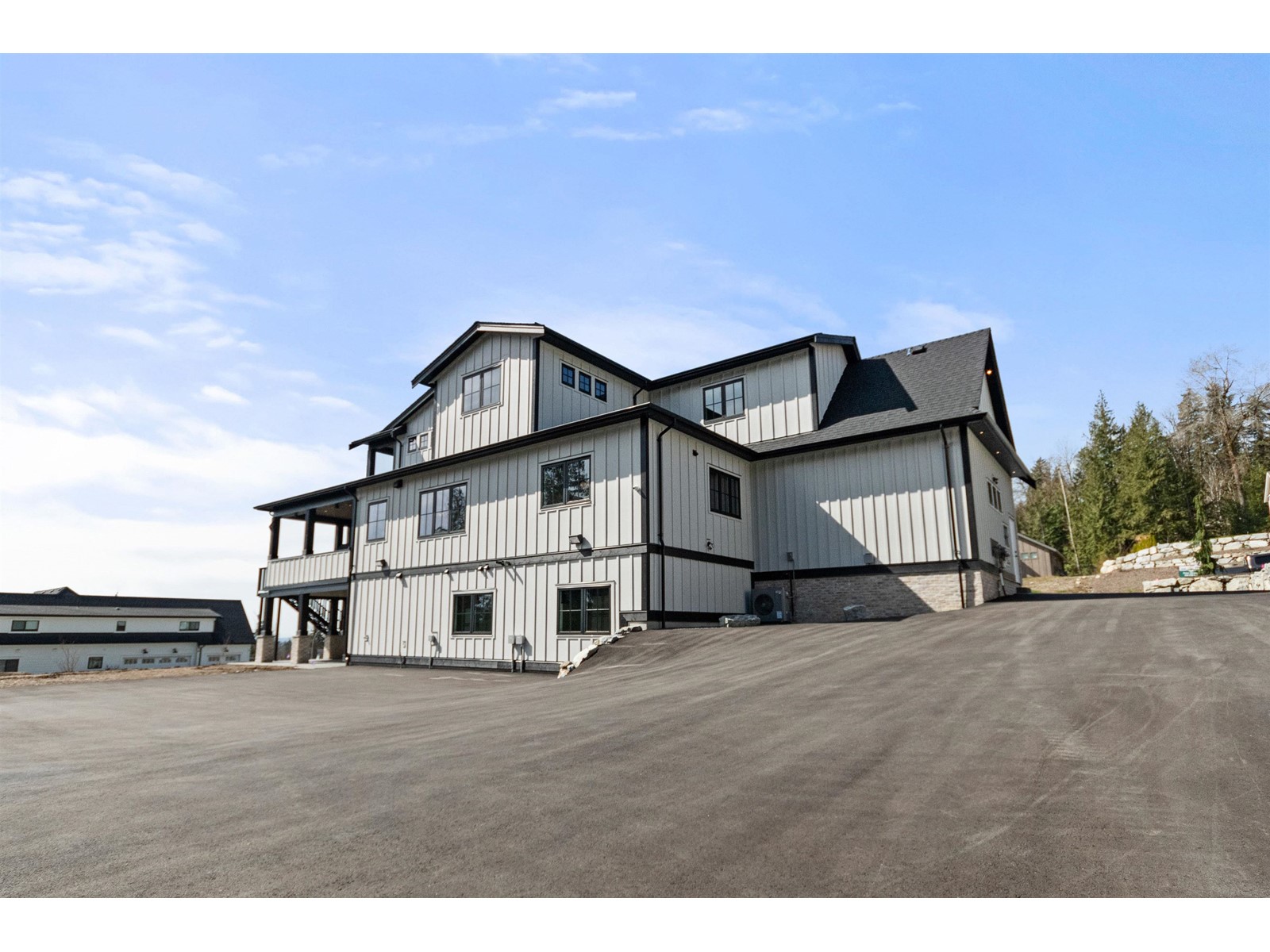 Property at 9700 GOUGH TERRACE image 4