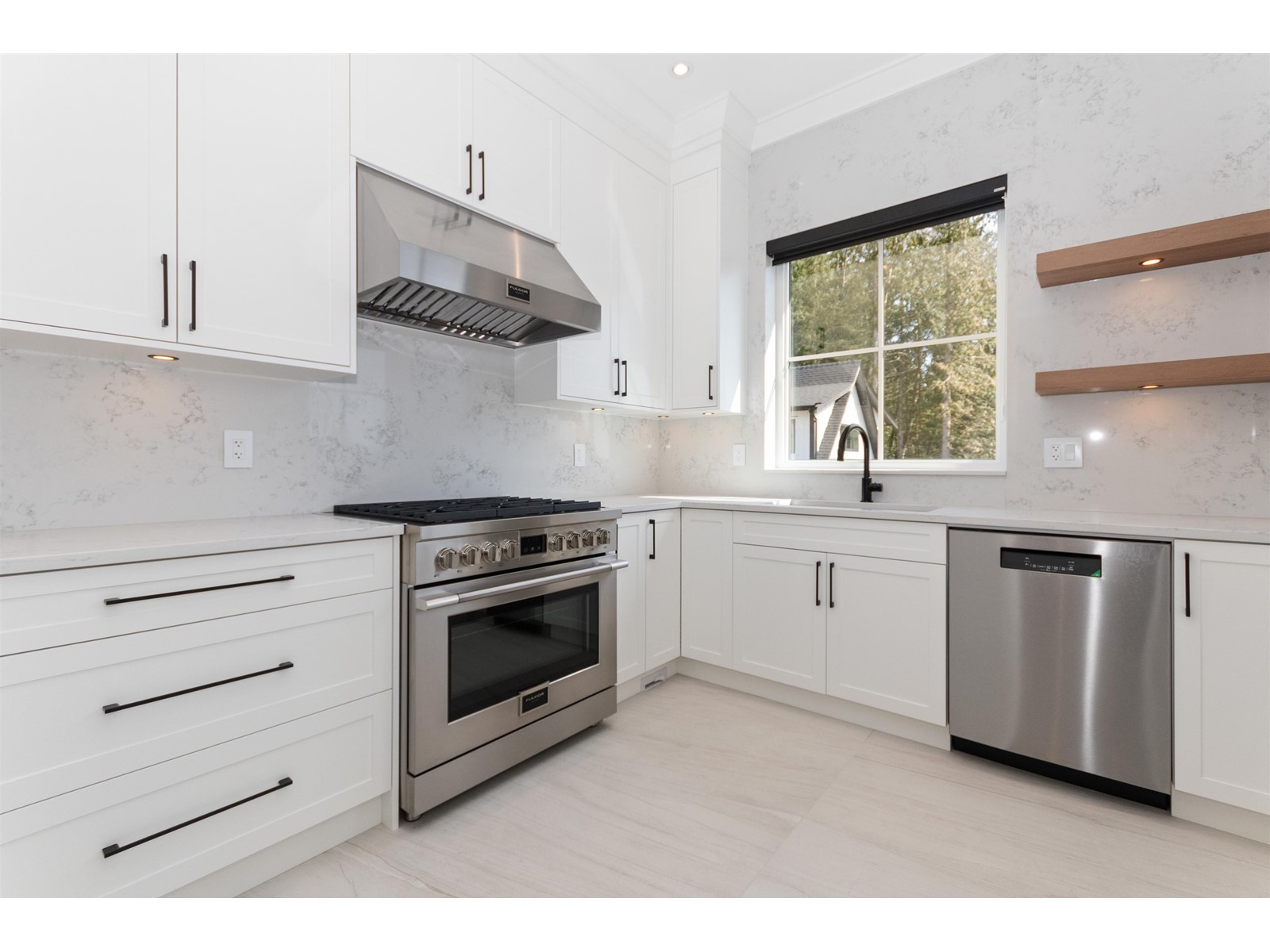 9700 Gough Terrace, Mission, British Columbia  V2V 7E5 - Photo 19 - R2985388