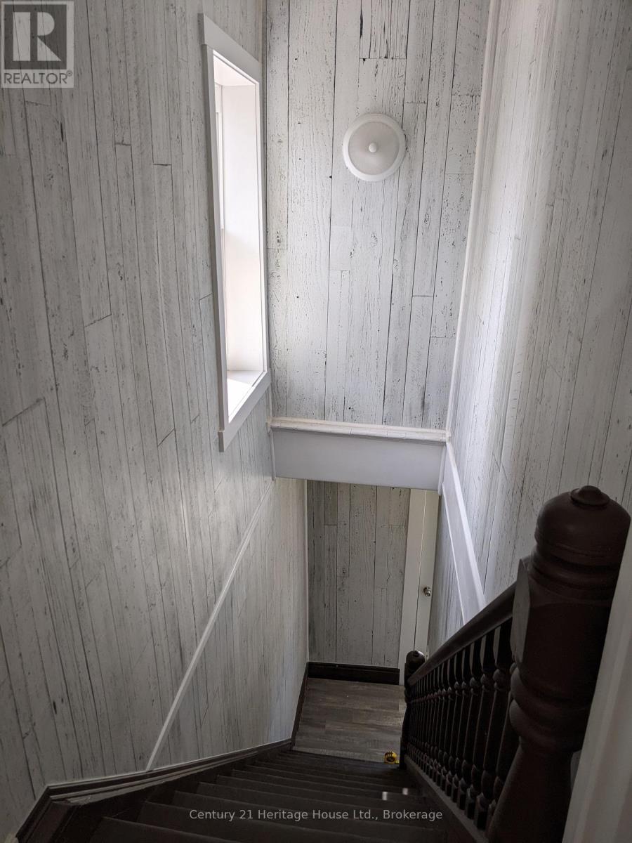 50 Goderich Street E, Huron East, Ontario  N0K 1W0 - Photo 11 - X12070468