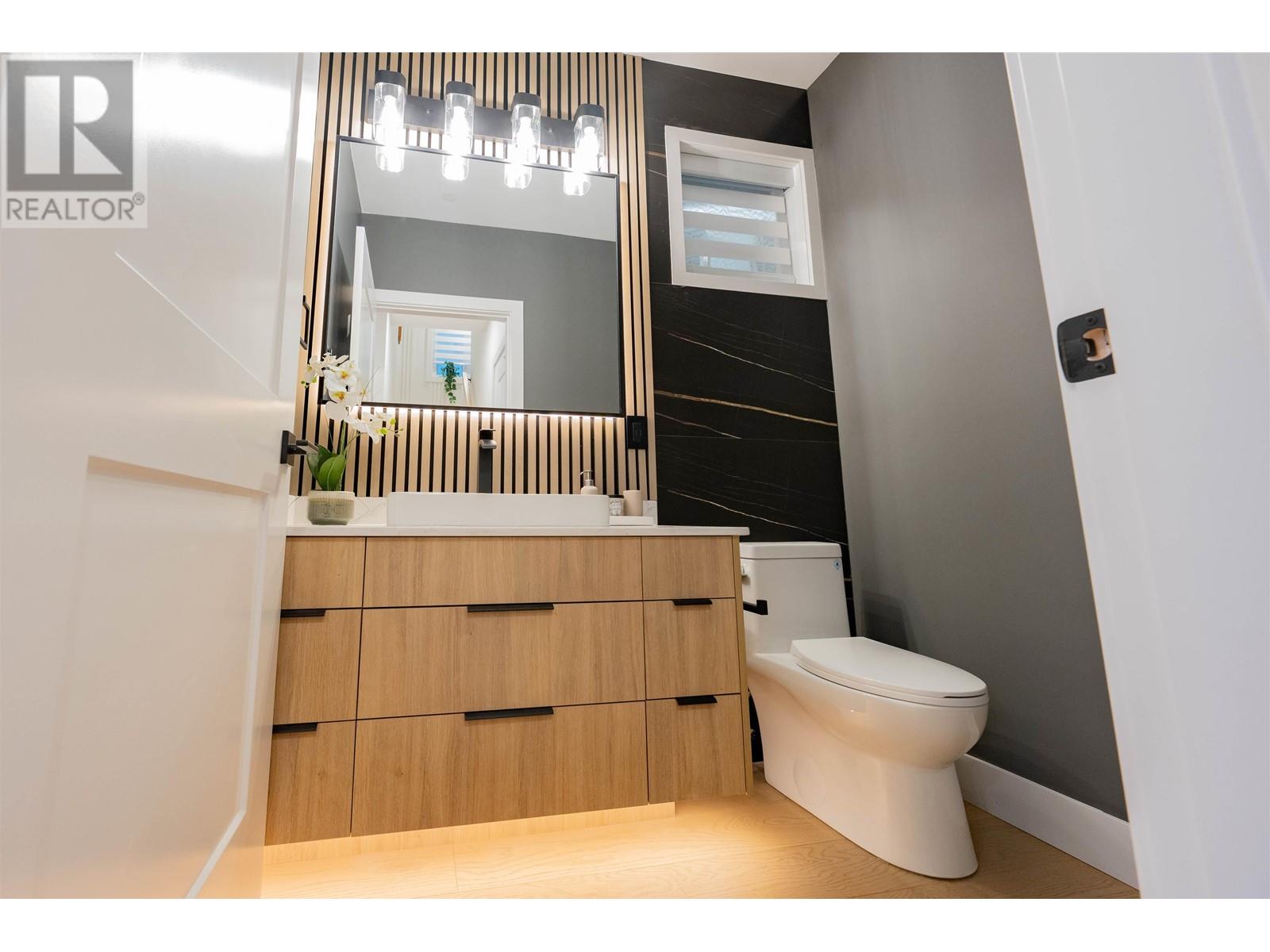 848 E 38th Avenue, Vancouver, British Columbia  V5W 1J3 - Photo 7 - R2987871