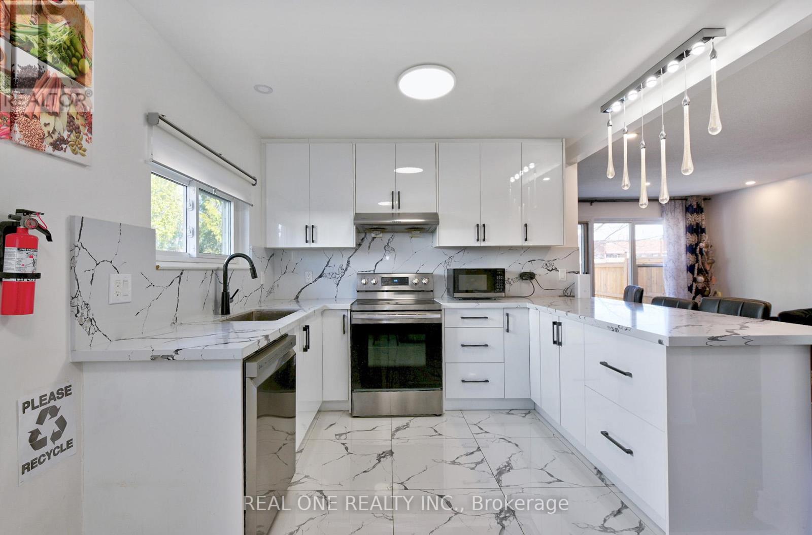 62 Glenstroke Drive, Toronto, Ontario  M1S 2Z9 - Photo 11 - E12070443