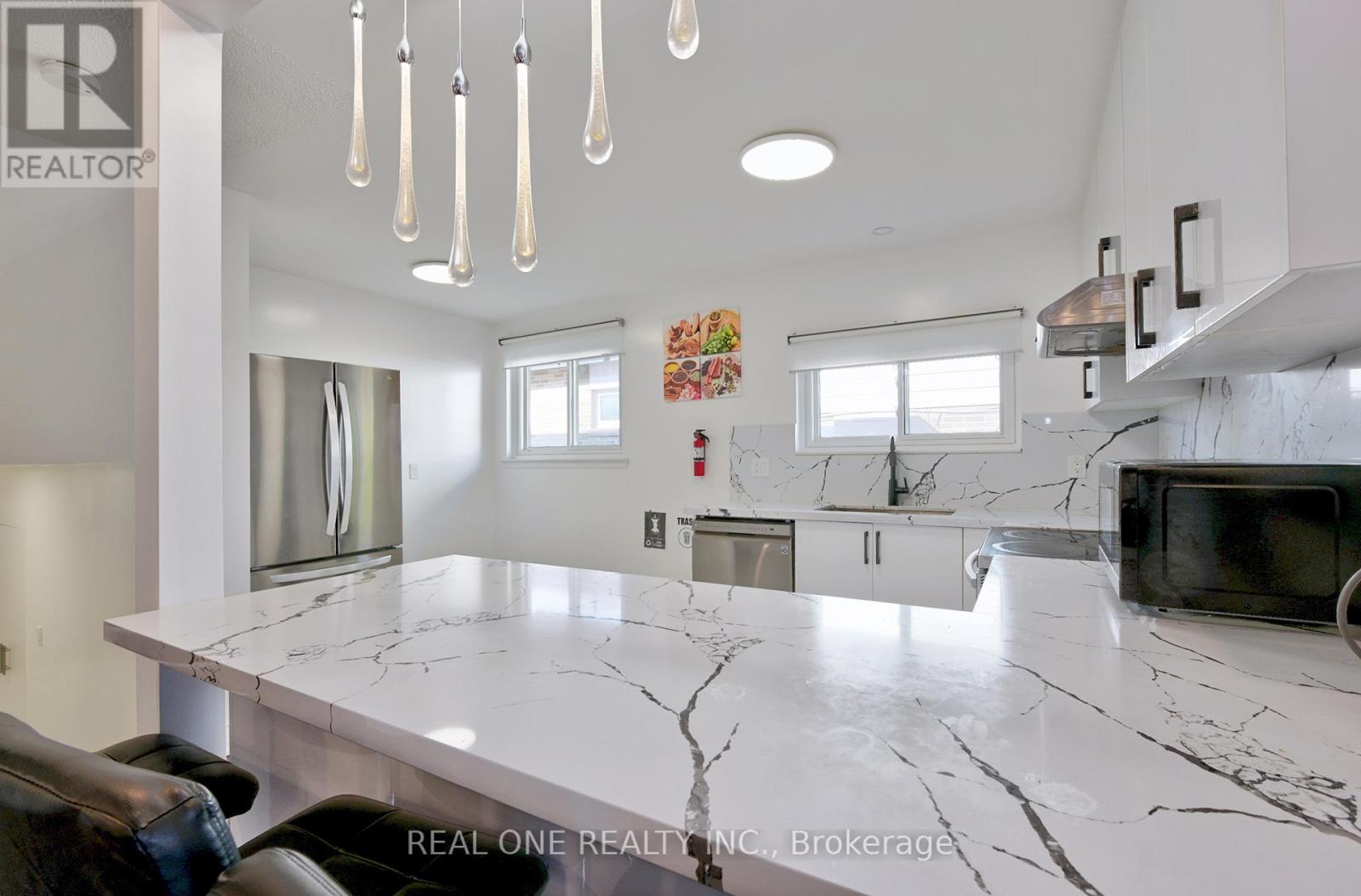62 Glenstroke Drive, Toronto, Ontario  M1S 2Z9 - Photo 13 - E12070443