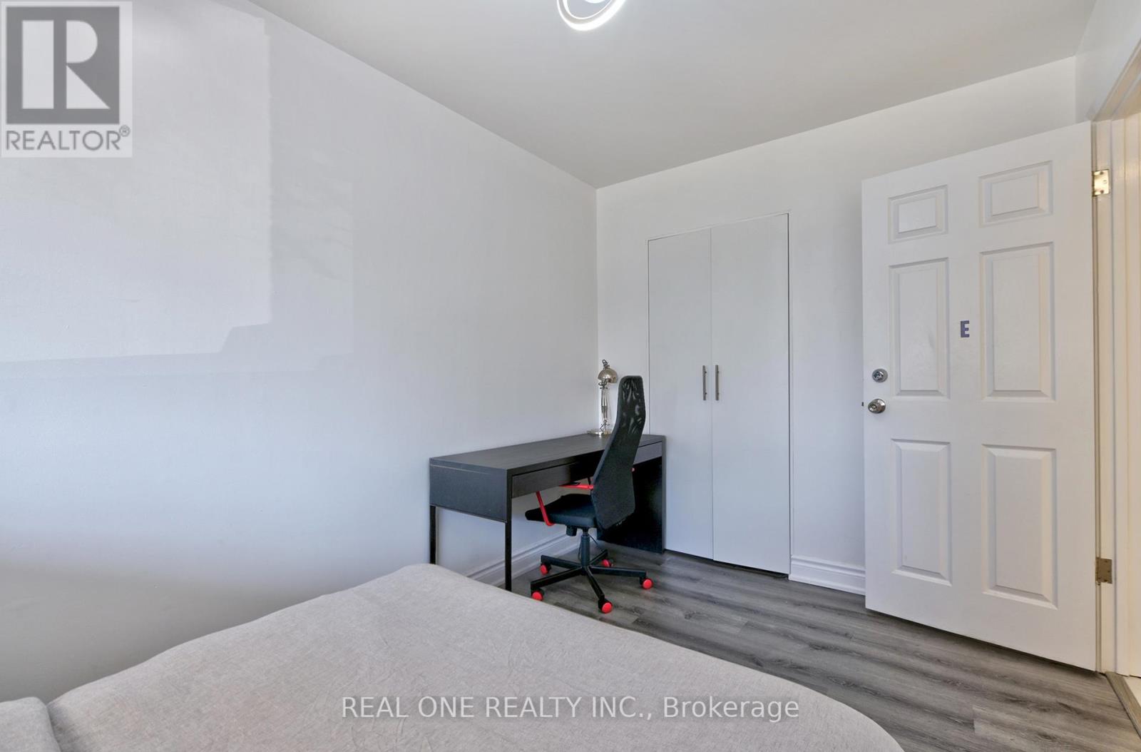 62 Glenstroke Drive, Toronto, Ontario  M1S 2Z9 - Photo 15 - E12070443