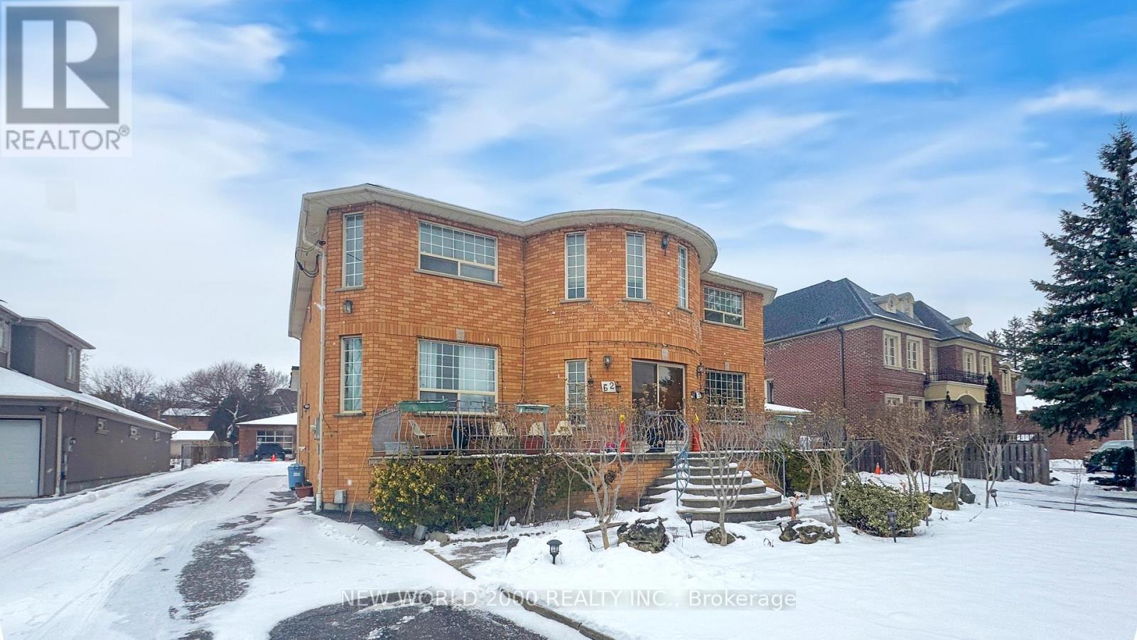Property at 62 LANGSTAFF ROAD W image 2