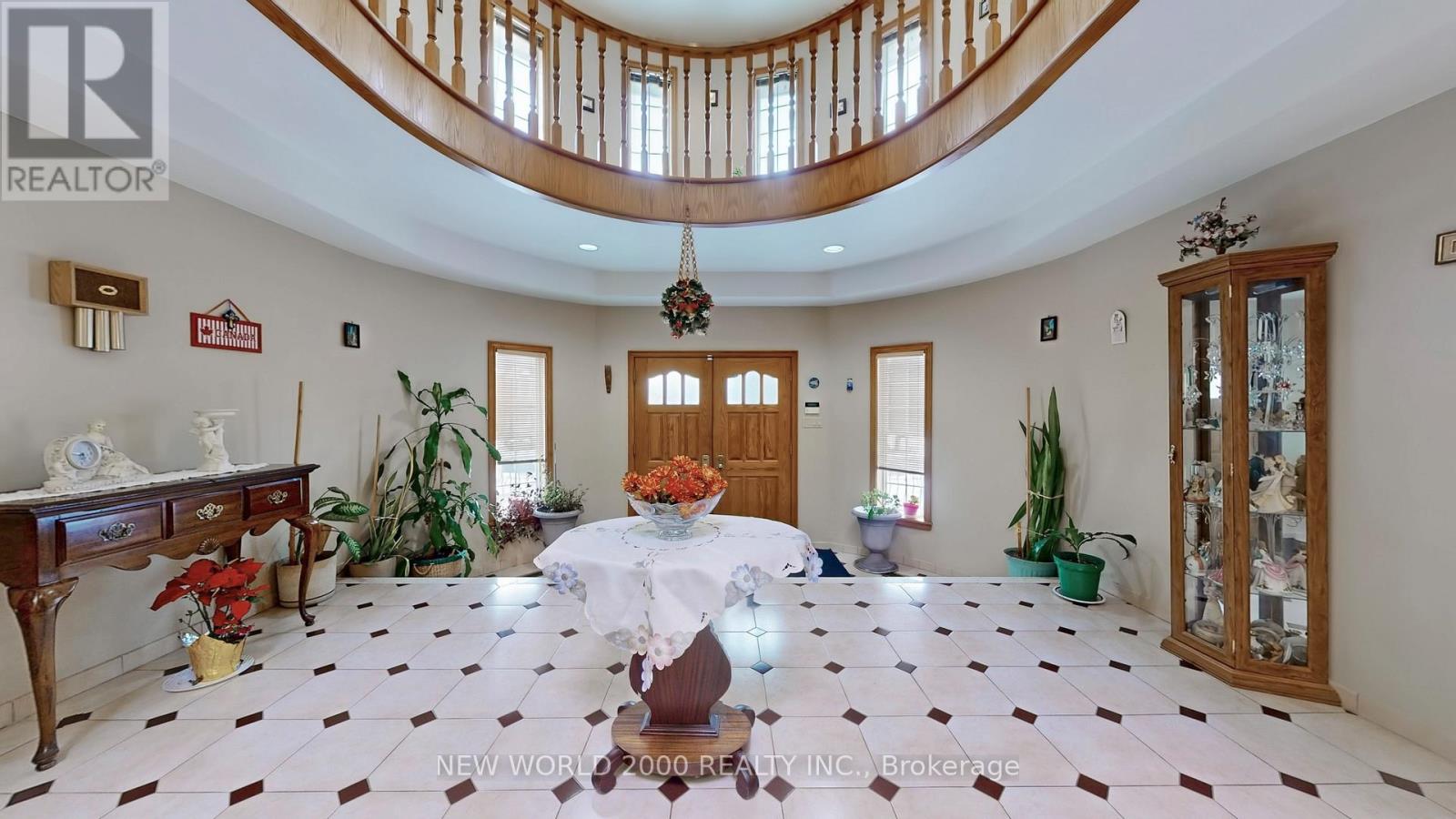 Property at 62 LANGSTAFF ROAD W image 4