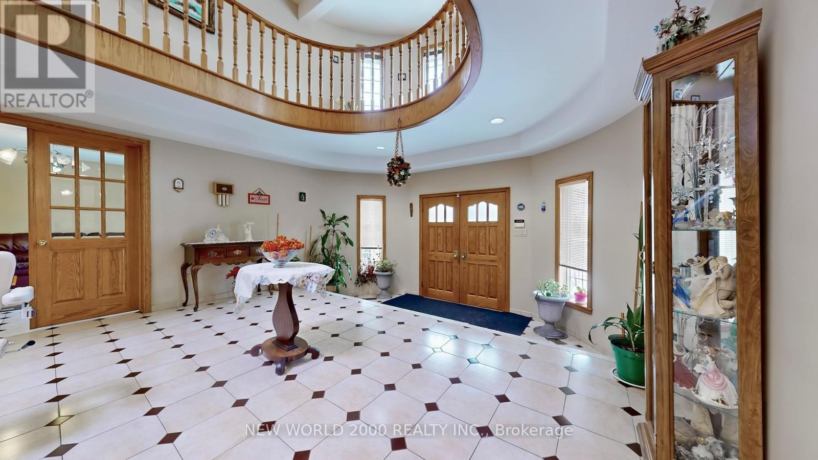 Property at 62 LANGSTAFF ROAD W image 5