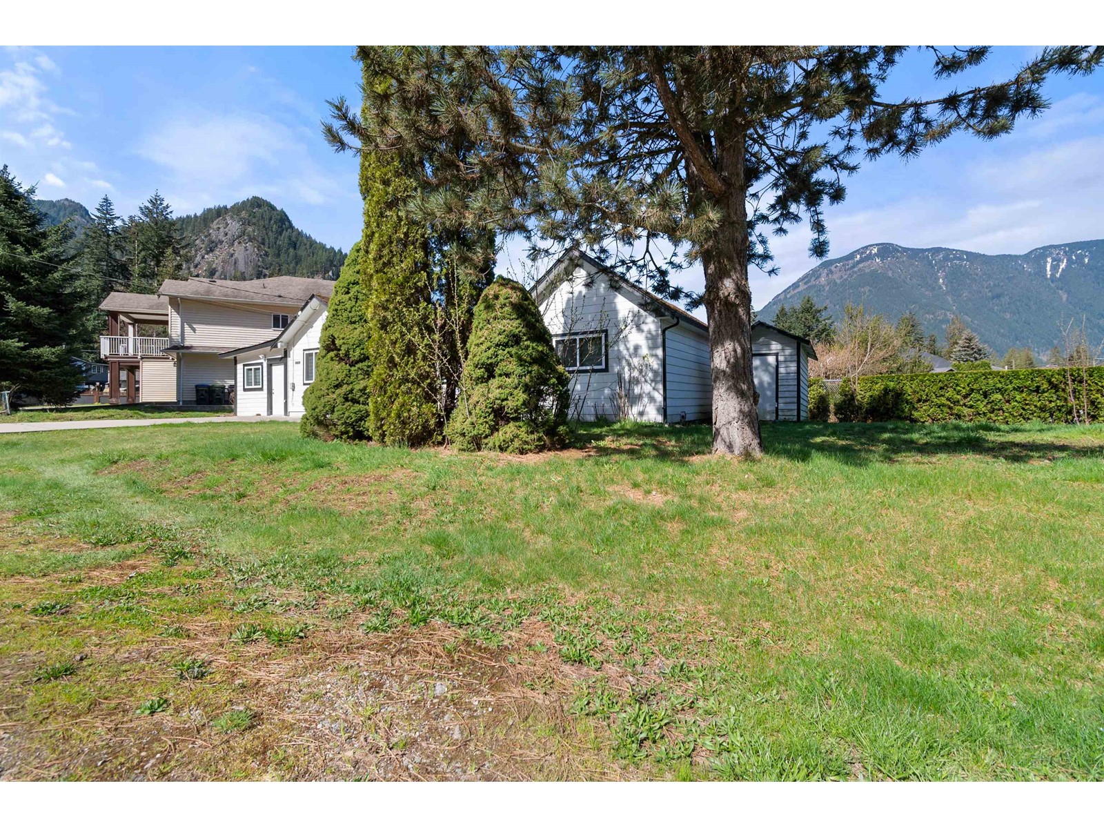 Property at 63865 OLD YALE ROAD image 4