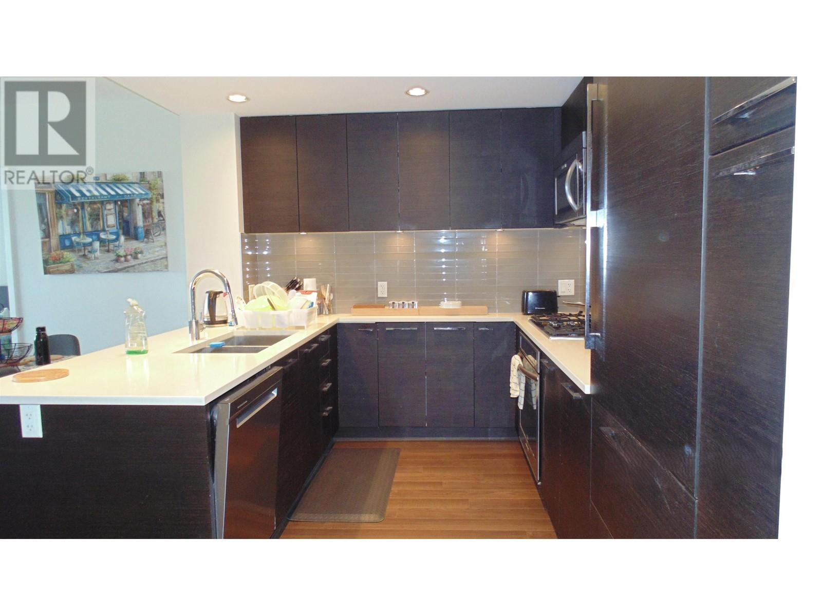 2808 3102 Windsor Gate, Coquitlam, British Columbia  V3B 0J3 - Photo 19 - R2987670