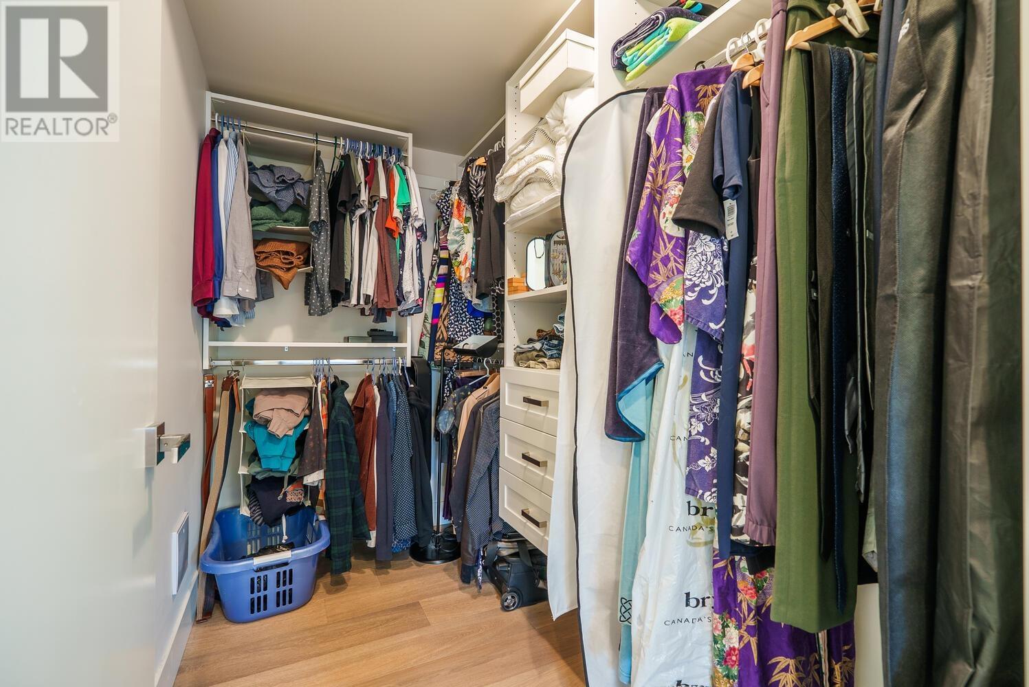 943 E 14th Avenue, Vancouver, British Columbia  V5T 2N7 - Photo 13 - R2987843