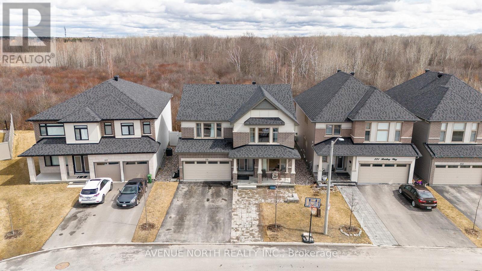 Property at 219 REISLING WAY image 2