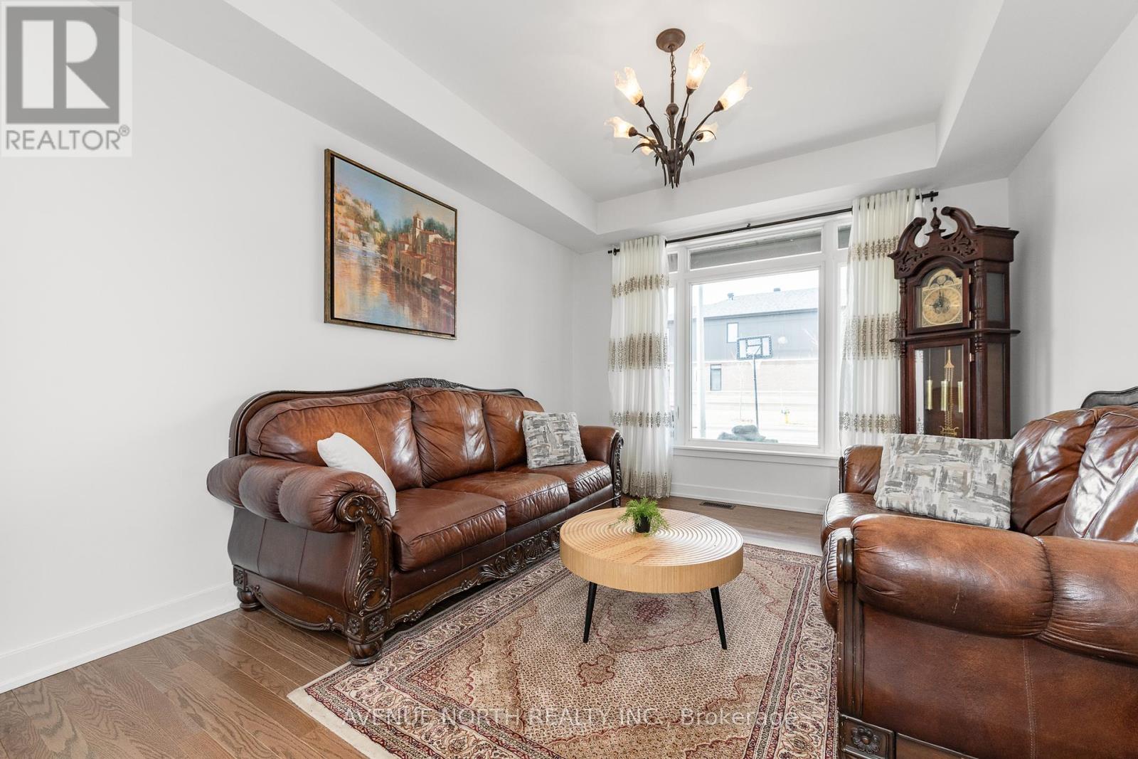 Property at 219 REISLING WAY image 5