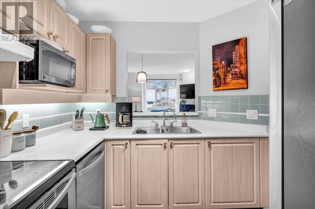 303 630 Roche Point Drive, North Vancouver, British Columbia  V7H 3A1 - Photo 13 - R2988020