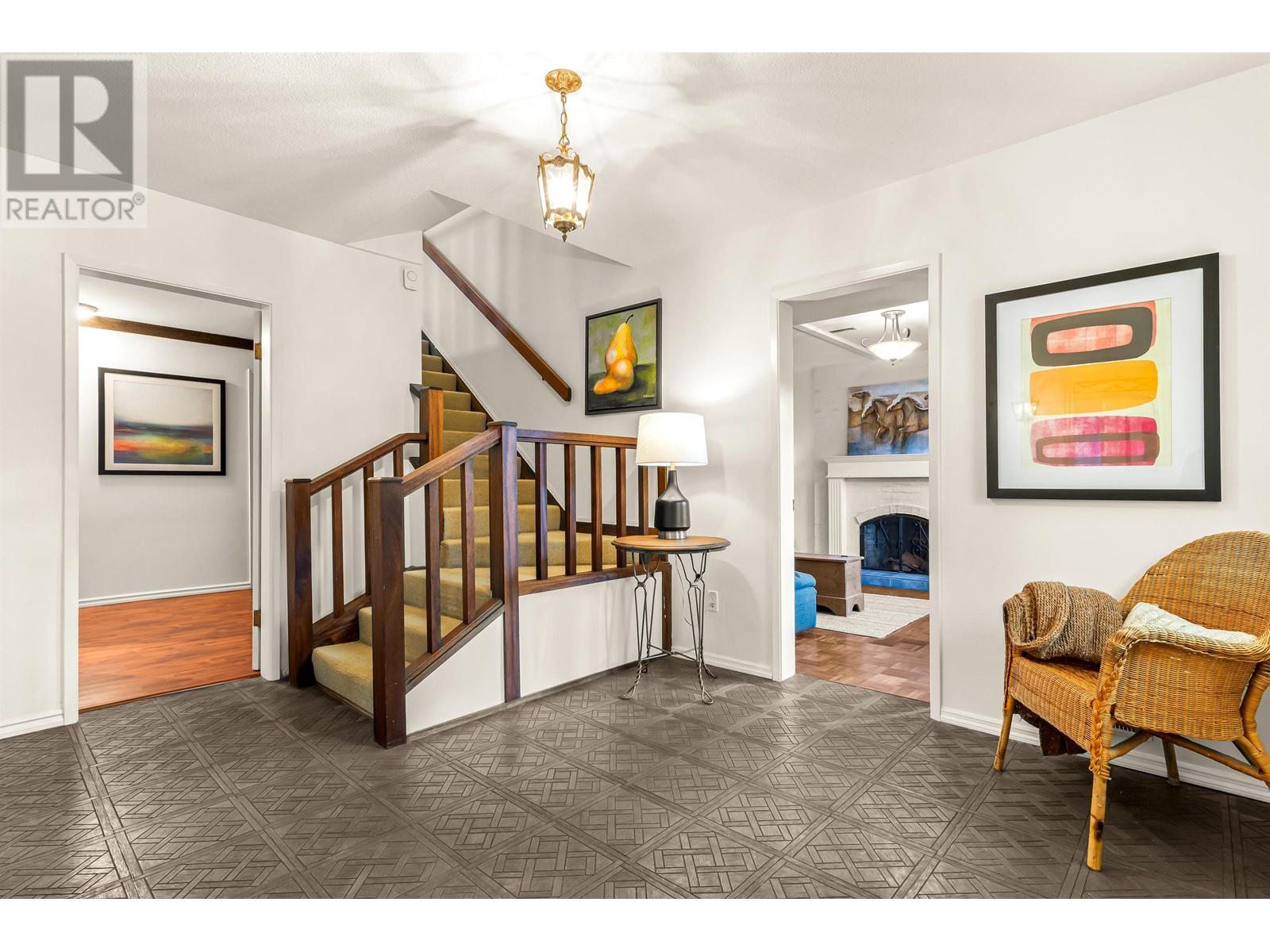 2541 E 23rd Avenue, Vancouver, British Columbia  V5R 1A3 - Photo 13 - R2988006