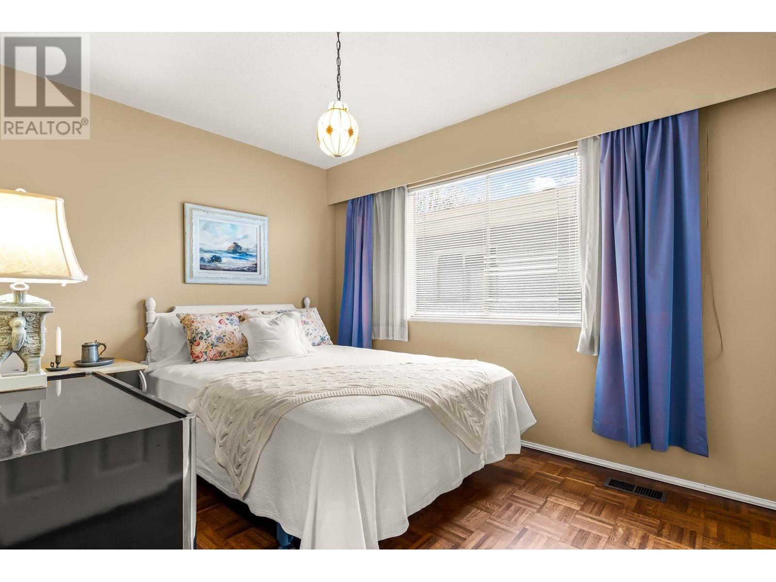 2541 E 23rd Avenue, Vancouver, British Columbia  V5R 1A3 - Photo 16 - R2988006