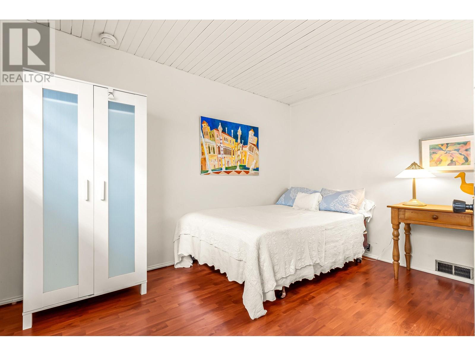 2541 E 23rd Avenue, Vancouver, British Columbia  V5R 1A3 - Photo 22 - R2988006