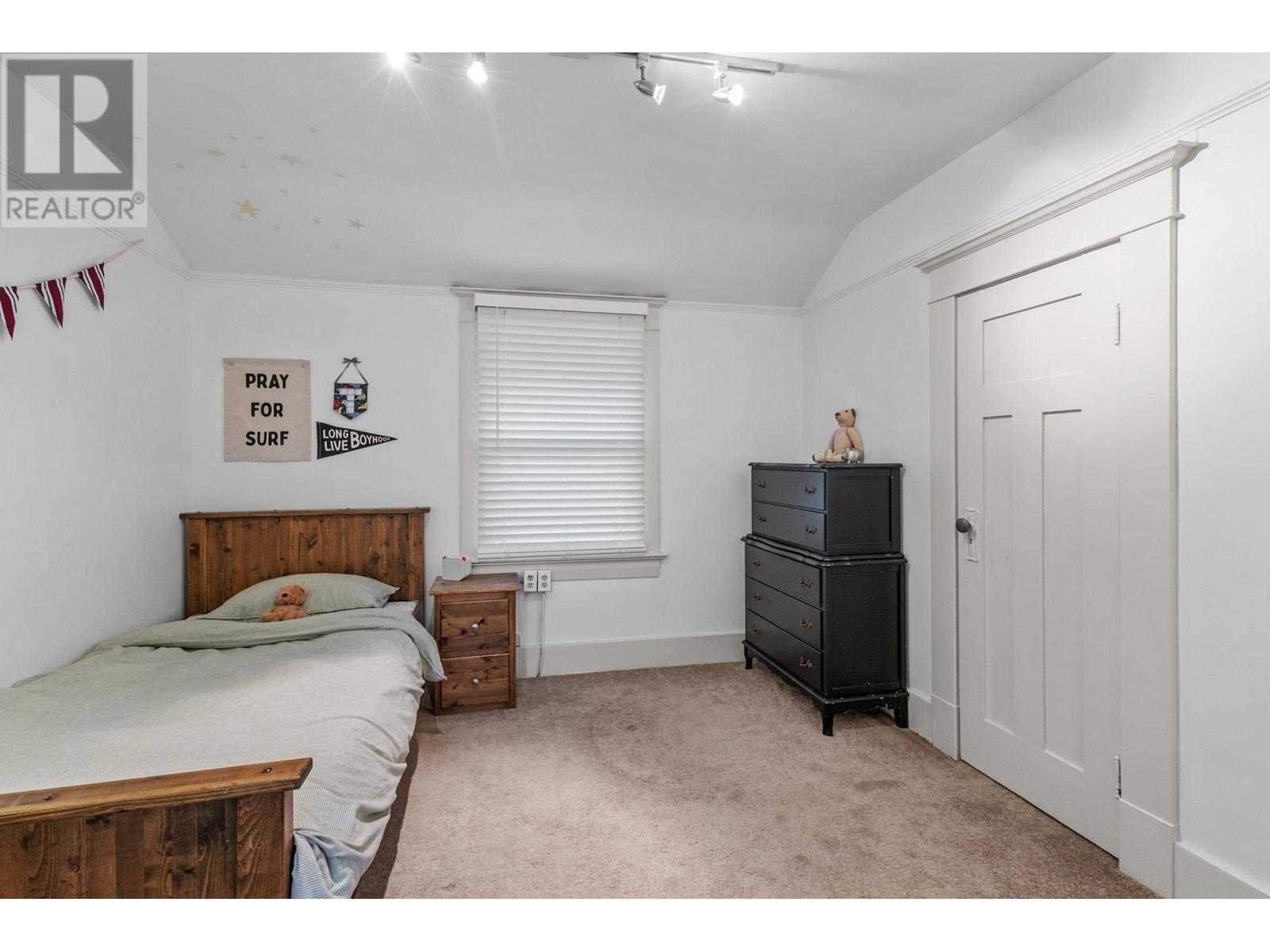 770 E 24th Avenue, Vancouver, British Columbia  V5V 2A5 - Photo 28 - R2988023