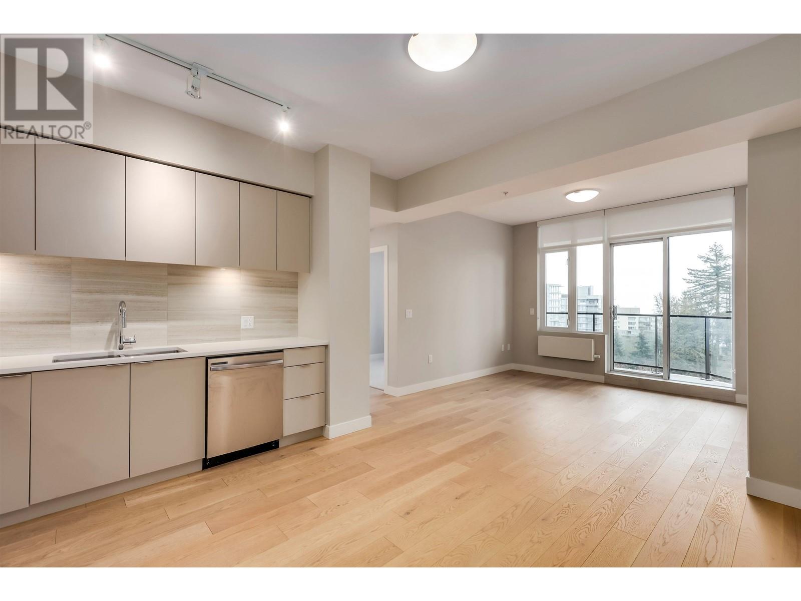 1005 8761 University Crescent, Burnaby, British Columbia  V5A 4Y8 - Photo 3 - R2988027
