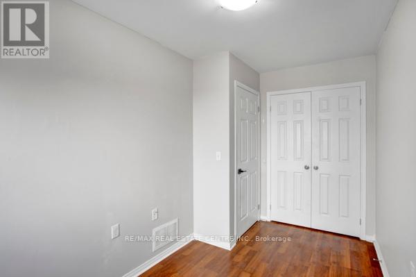 58 Avenue Street, Oshawa, Ontario  L1H 0B7 - Photo 21 - E12064364