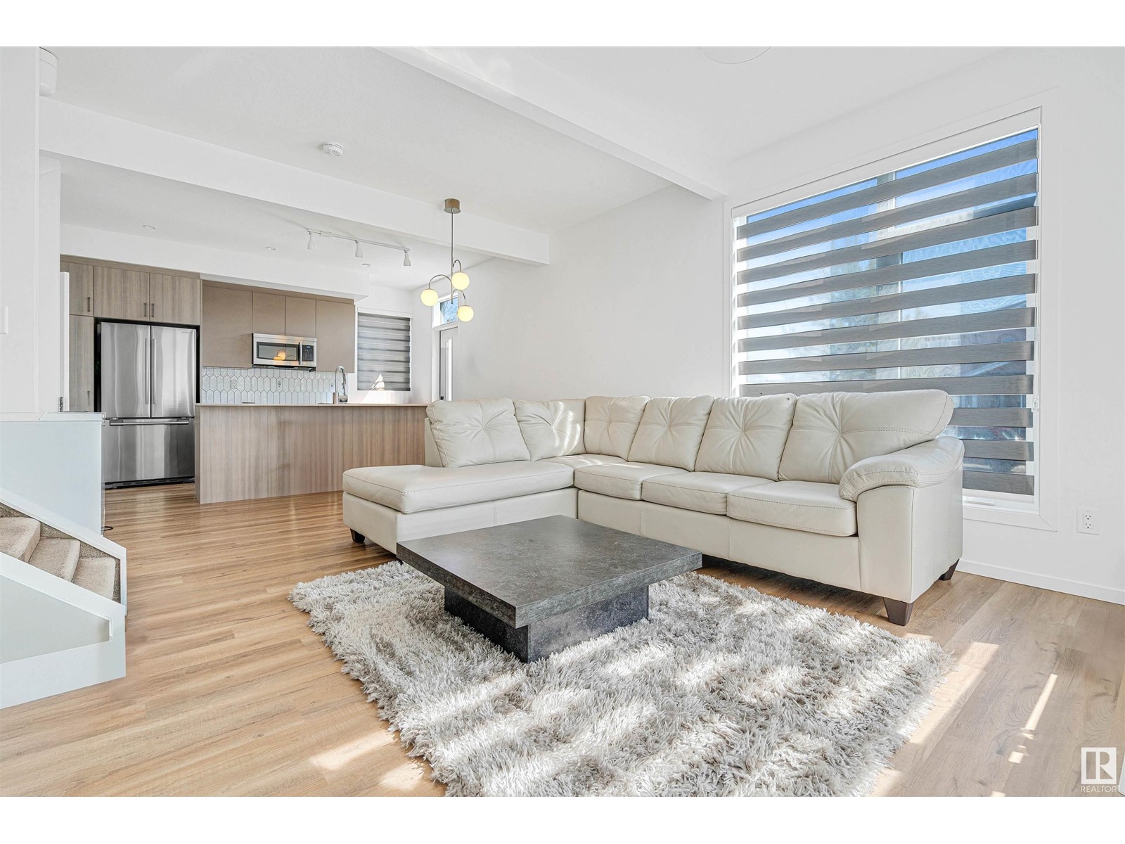 Property at 16204 102 AV NW image 4